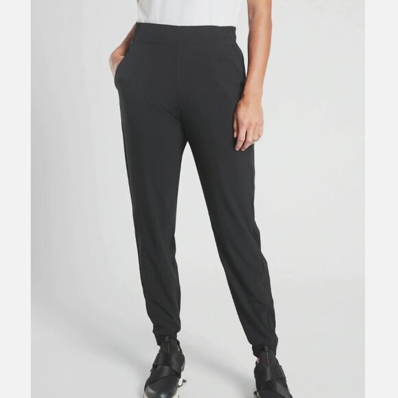 ATHLETA Brooklyn Lined Black Jogger size 4 - Picture 1 of 7